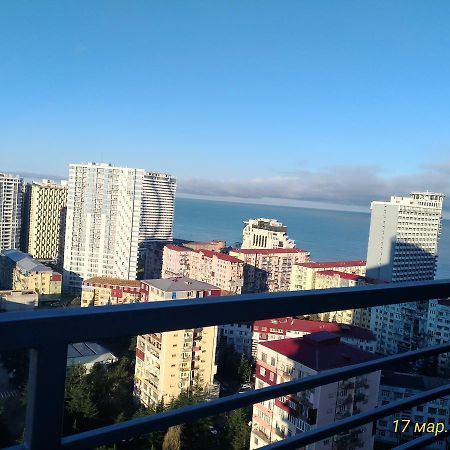Appartamento Mariamis Hous Batumi Esterno foto