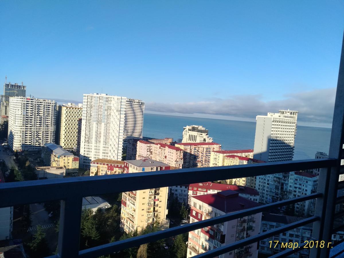 Appartamento Mariamis Hous Batumi Esterno foto