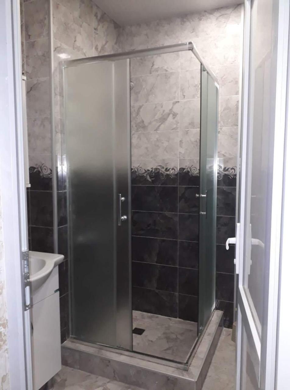 Appartamento Mariamis Hous Batumi Esterno foto